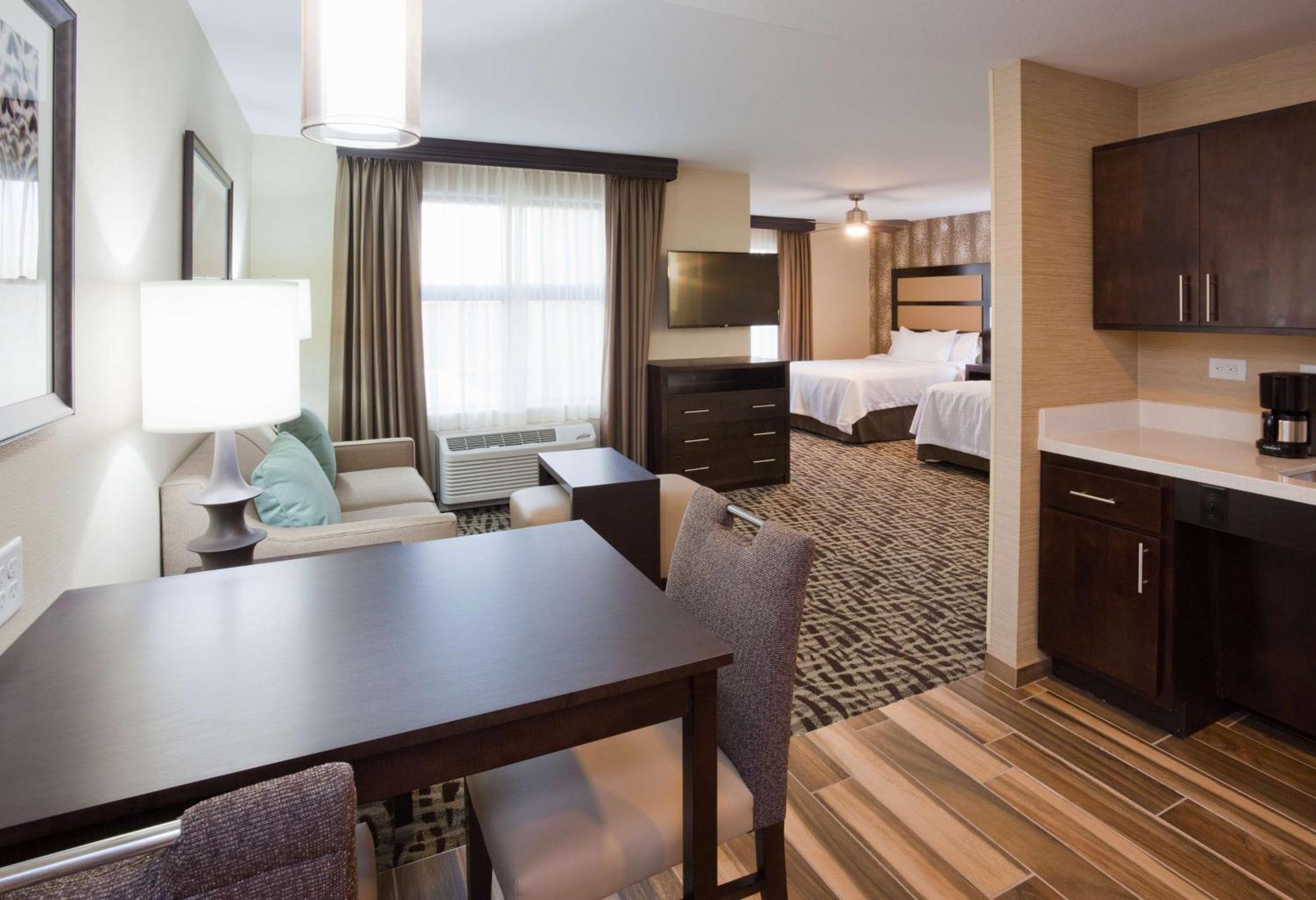 Homewood Suites Davenport Bettendorf Extérieur photo