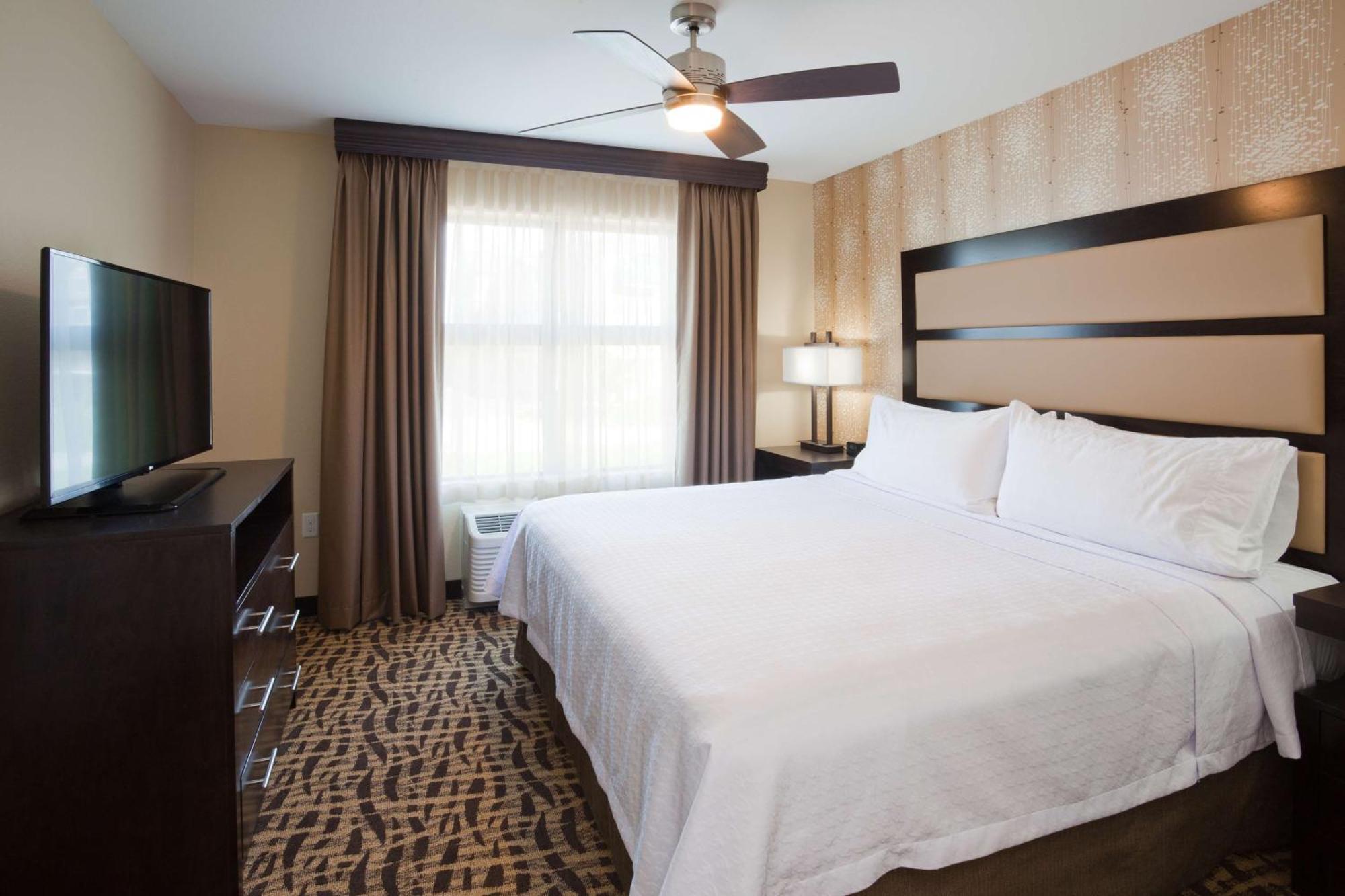 Homewood Suites Davenport Bettendorf Extérieur photo