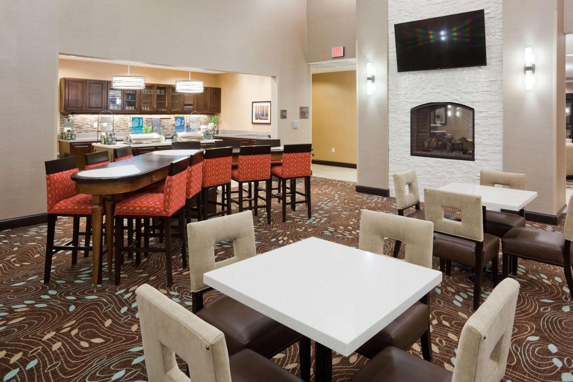 Homewood Suites Davenport Bettendorf Extérieur photo